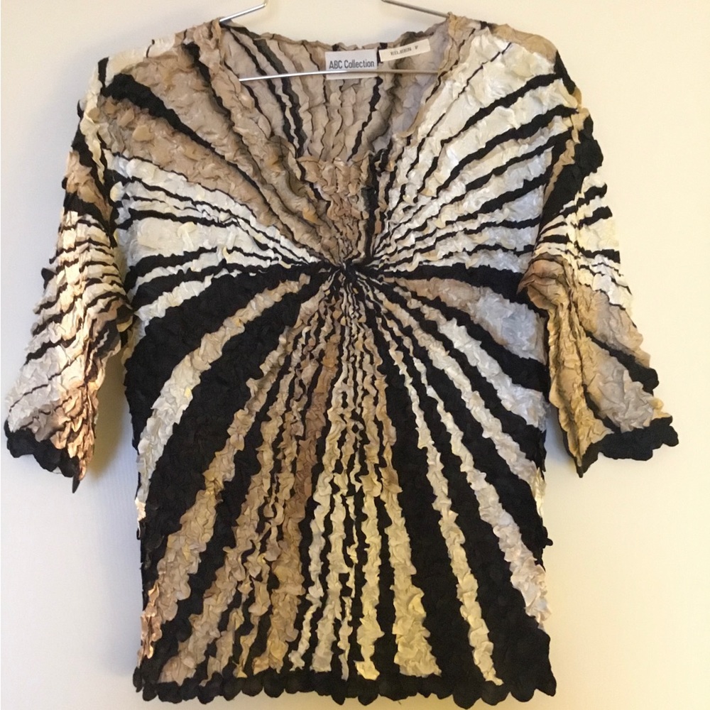 Fun Scrunchy Blouse by ABC Collection. OS Fits Most